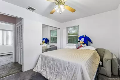 1010 Douglas Avenue, Wantagh, NY 11793 - Photo 26