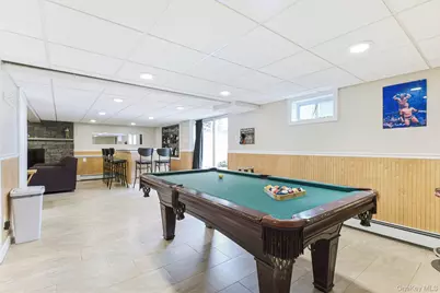 1010 Douglas Avenue, Wantagh, NY 11793 - Photo 28