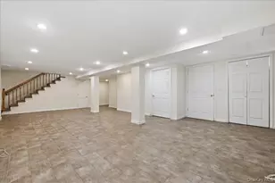 260-70 73rd Ave, Glen Oaks, NY 11004 - Photo 18