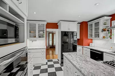 102 E Market Street, Hyde Park, NY 12538 - Photo 24