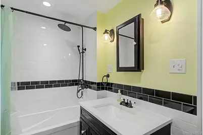 102 E Market Street, Hyde Park, NY 12538 - Photo 36