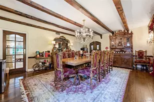 60 Wensley Dr, Great Neck, NY 11020 - Photo 18