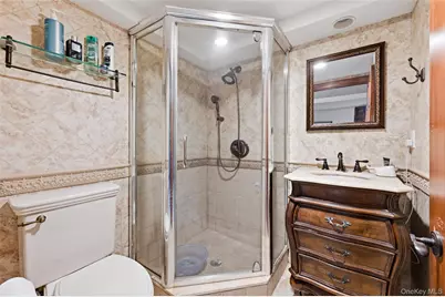 60 Wensley Drive, Great Neck, NY 11020 - Photo 38
