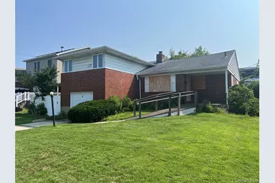 5 Winding Road, Massapequa, NY 11758 - Photo 6