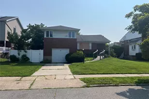 5 Winding Rd, Massapequa, NY 11758 - Photo 2
