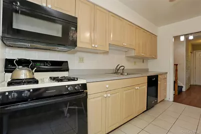 24 Scott Drive, New City, NY 10956 - Photo 10