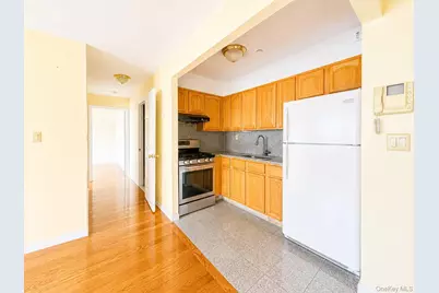 3506 Leavitt Street #7B, Flushing, NY 11354 - Photo 2