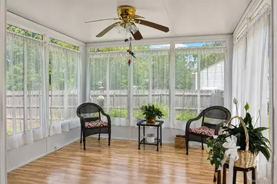 49 Regent Street, Patchogue, NY 11772 - Photo 18