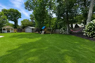 108 Walnut St, Lake Grove, NY 11755 - Photo 24