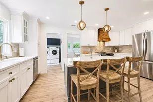 108 Walnut St, Lake Grove, NY 11755 - Photo 8