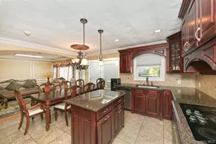 22 Apple Blossom Ln, Patchogue, NY 11772 - Photo 12