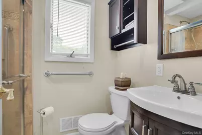 7 Tomkins Court, Commack, NY 11725 - Photo 26