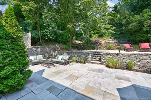73 Maple Pl, Huntington, NY 11743 - Photo 40