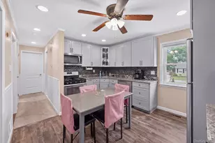 17 Heathcote Rd, Lindenhurst, NY 11757 - Photo 8