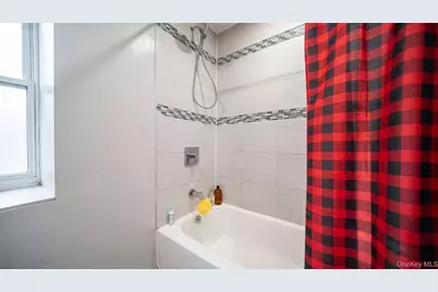 942 Tilden Street, Bronx, NY 10469 - Photo 10
