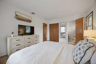 151 N East Blvd, Massapequa, NY 11758 - Photo 12