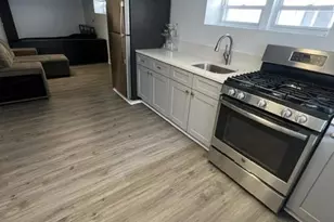 1845 Tomlinson Ave, Bronx, NY 10461 - Photo 14