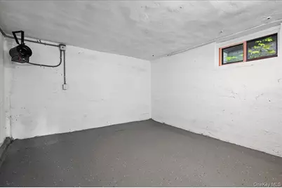 3 Walworth Terrace, White Plains, NY 10606 - Photo 36