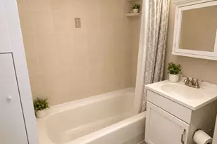 10-41 51st Ave, Long Island City, NY 11101 - Photo 12