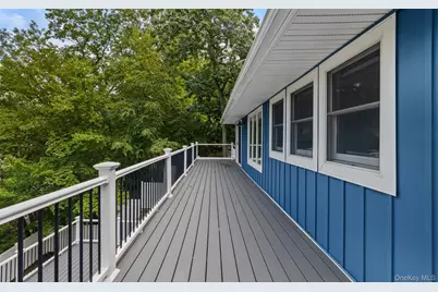 39 Potter Lane, Huntington, NY 11743 - Photo 24
