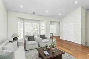 74 Miro Pl, Port Washington, NY 11050 - Photo 8