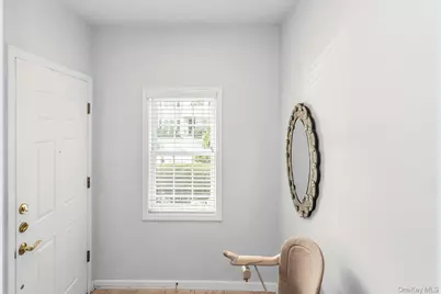 74 Miro Place, Port Washington, NY 11050 - Photo 4