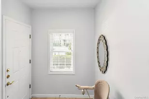 74 Miro Pl, Port Washington, NY 11050 - Photo 4