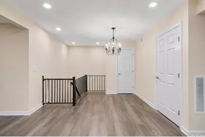 150 Pointe Circle N. #150, Coram, NY 11727 - Photo 14