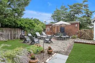 10 Mineola Ct, Hampton Bays, NY 11946 - Photo 14