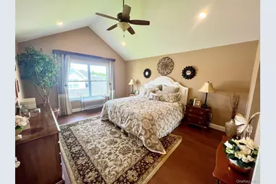 11 Willow Terrace #11, Coram, NY 11727 - Photo 20