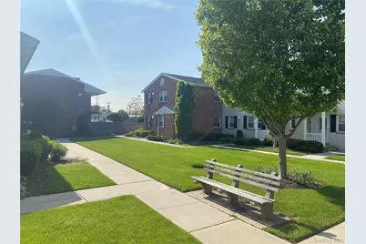 520 Kensington Lane, Bethpage, NY 11714 - Photo 1