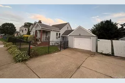 1435 Alpha Street, Elmont, NY 11003 - Photo 2
