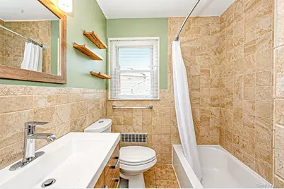 13 Maple Drive, Lindenhurst, NY 11757 - Photo 20