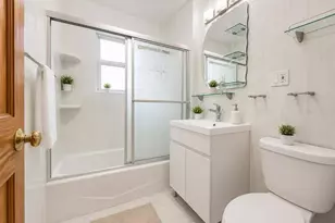 75-01 167th St, Fresh Meadows, NY 11366 - Photo 4