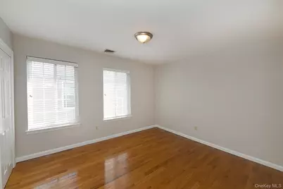 39 Nesaquake Avenue #A, Port Washington, NY 11050 - Photo 16