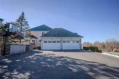 56 Autumn Chase Drive, Hopewell Junction, NY 12533 - Photo 34