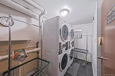 403 E 87th Street #3B, New York, NY 10128 - Photo 20