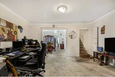 9344 Vanderveer Street, Queens Village, NY 11428 - Photo 10