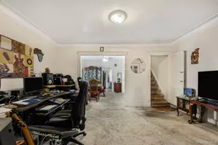 93-44 Vanderveer St, Queens Village, NY 11428 - Photo 10
