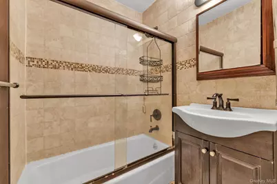 60-11 Broadway #3F, Woodside, NY 11377 - Photo 8