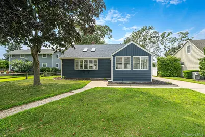 7 Oak Drive, Jamesport, NY 11947 - Photo 2