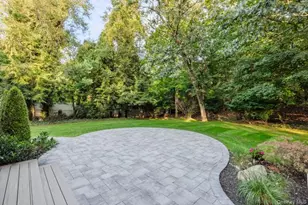 18 Robert Townsend Dr, Setauket, NY 11733 - Photo 40