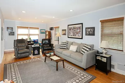 40 Plymouth Drive S, Glen Head, NY 11545 - Photo 20