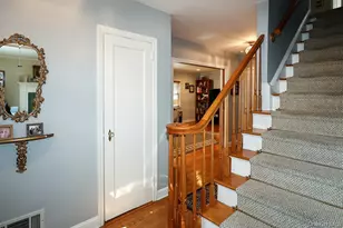 40 Plymouth Dr S, Glen Head, NY 11545 - Photo 4