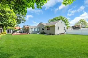 360 Bayport Ave, Bayport, NY 11705 - Photo 44