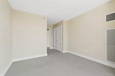 1 Renaissance Square #21E, White Plains, NY 10601 - Photo 16