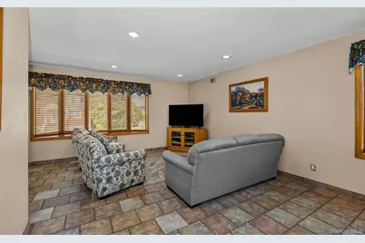 498 Cedarhurst Avenue, Cedarhurst, NY 11516 - Photo 6