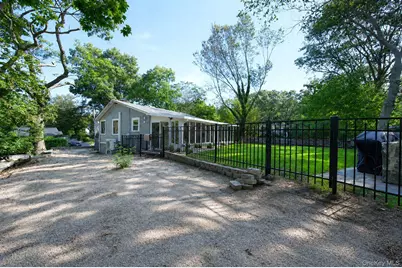 69 Hill Drive, Riverhead, NY 11901 - Photo 10
