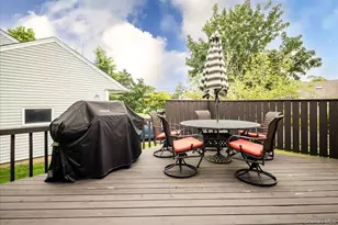 19 Jerold St, Plainview, NY 11803 - Photo 22