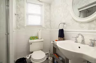 19 Jerold St, Plainview, NY 11803 - Photo 8